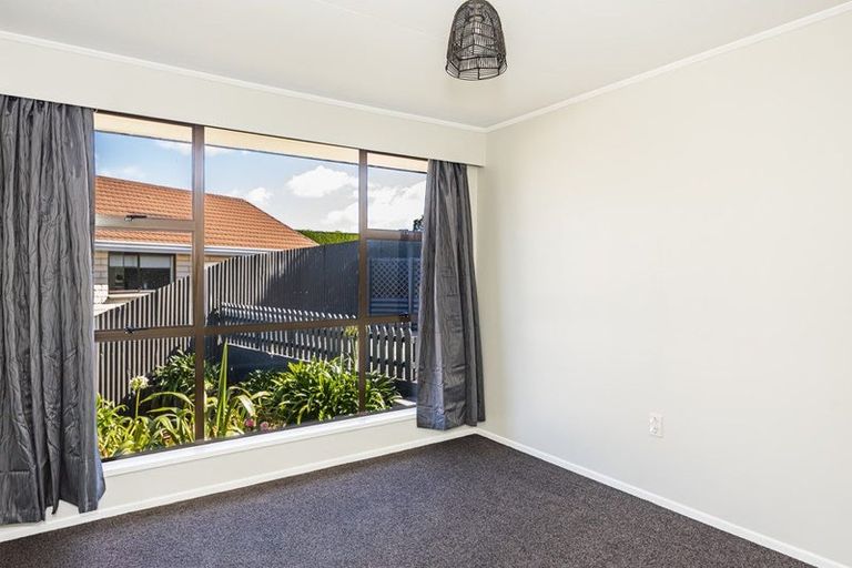 Photo of property in 9 Perth Street, South Hill, Oamaru, 9400