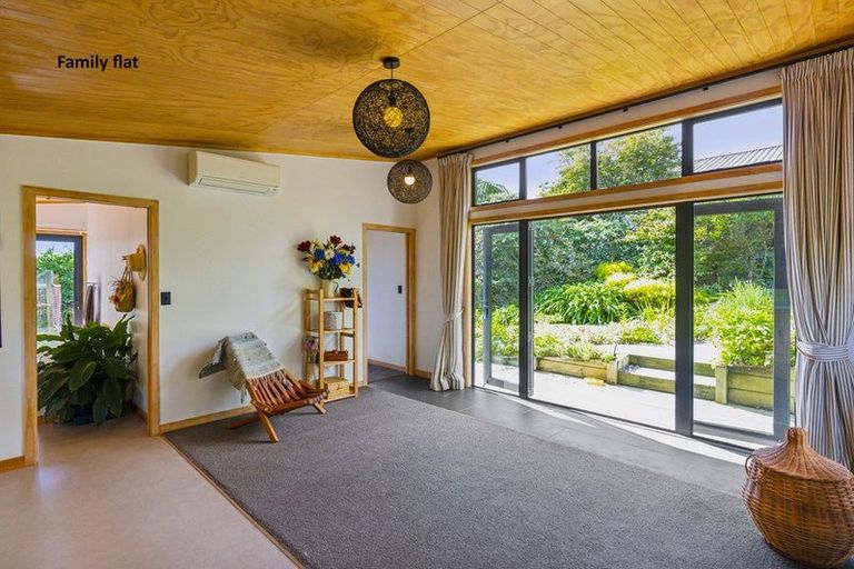 Photo of property in 10 Tui Crescent, Waikanae, 5036