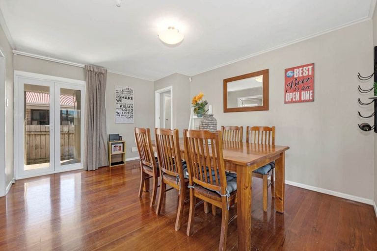 Photo of property in 13 Russell Avenue, Pukekohe, 2120