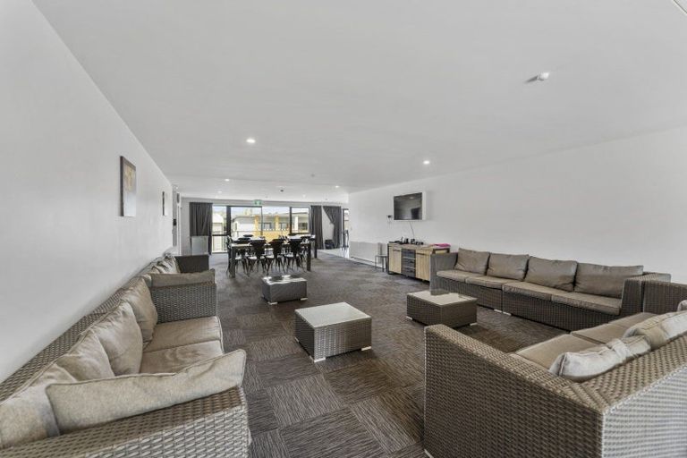 Photo of property in 16 Silverstone Drive, Cromwell, 9384