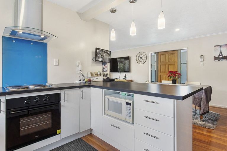 Photo of property in 257 Queenspark Drive, Parklands, Christchurch, 8083