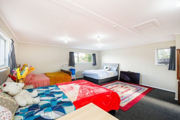 Photo of property in 32 John F Kennedy Drive, Milson, Palmerston North, 4414