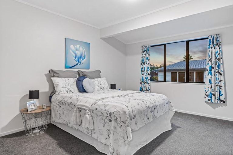 Photo of property in 5 Posa Avenue, Henderson, Auckland, 0612