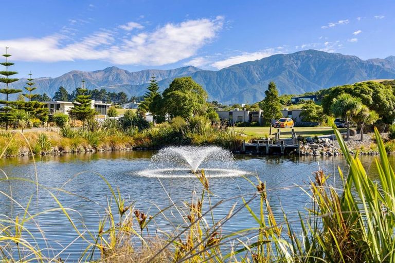 Photo of property in 6 Knowles Crescent, Kaikoura Flat, Kaikoura, 7371
