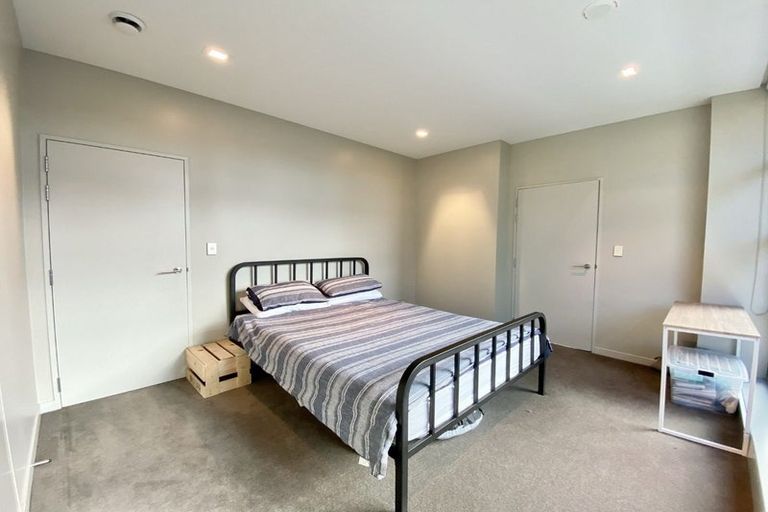 Photo of property in Chews Lane Apartments, 8a/9 Chews Lane, Wellington Central, Wellington, 6011