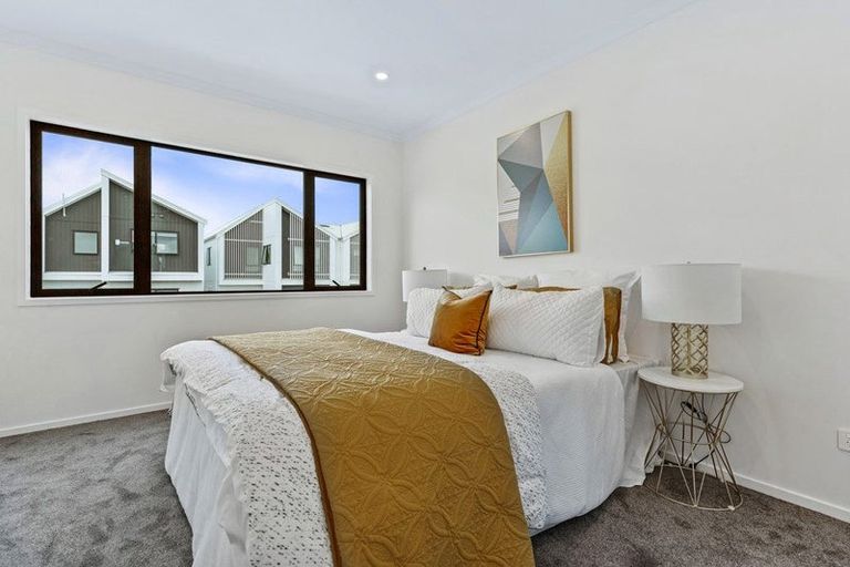 Photo of property in 39 Bristol Freighter Road, Hobsonville, Auckland, 0616