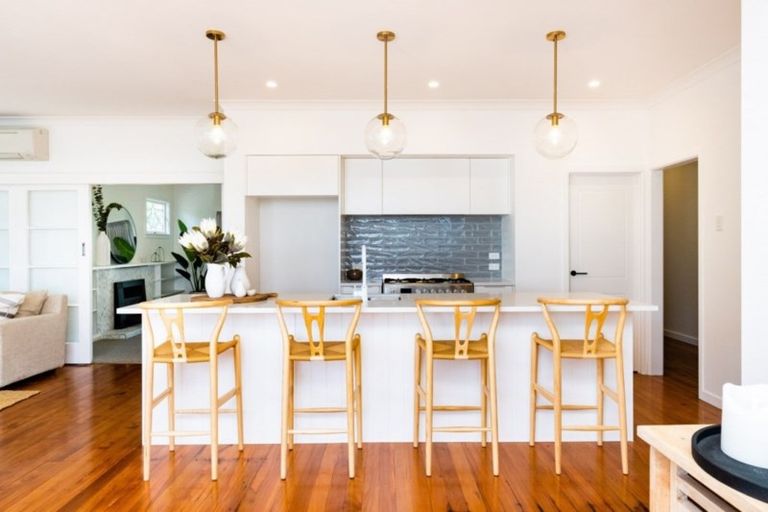 Photo of property in 51 Te Mata Road, Havelock North, 4130