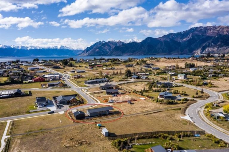 Photo of property in 14 Brewster Crescent, Lake Hawea, Wanaka, 9382