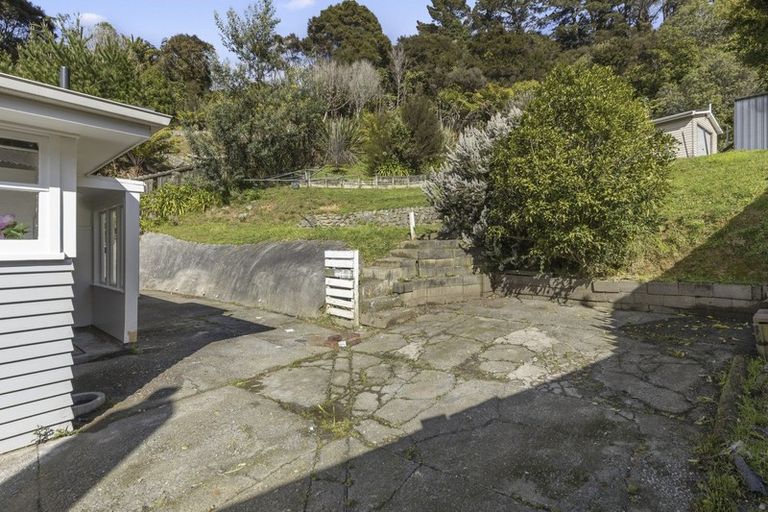 Photo of property in 49 Bird Grove, Stokes Valley, Lower Hutt, 5019