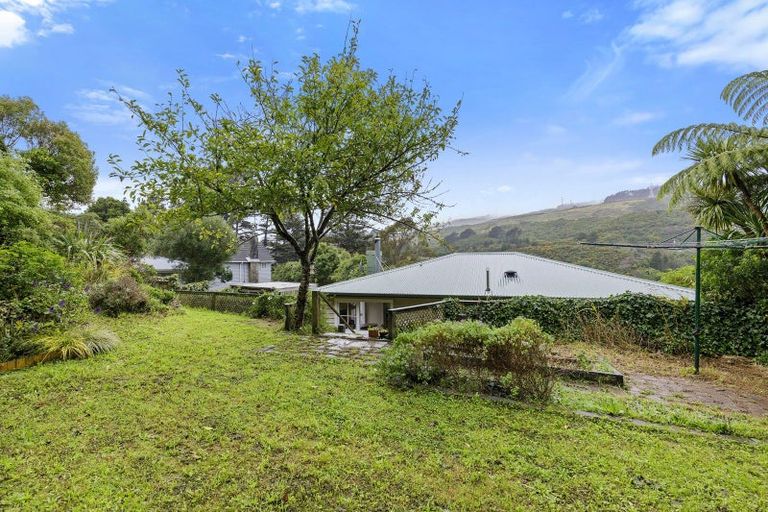 Photo of property in 5 Richmond Hill, Glenside, Wellington, 6037