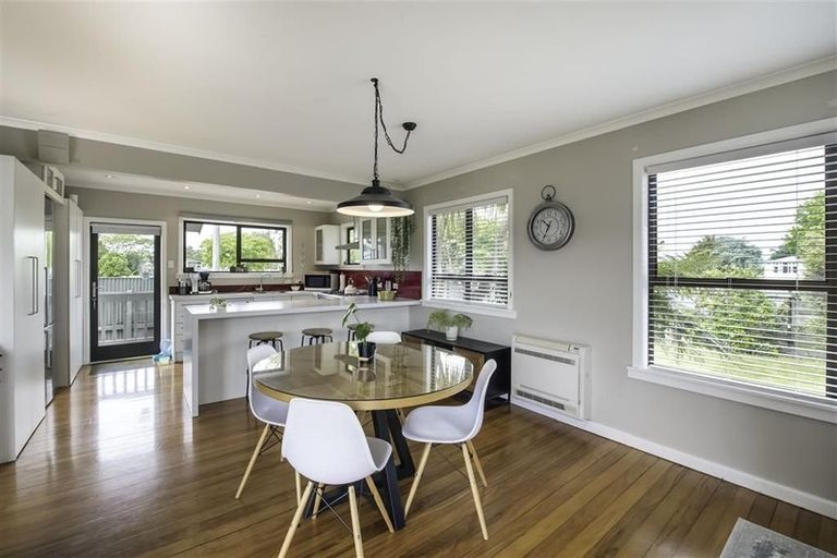 Photo of property in 38 Osier Road, Greenmeadows, Napier, 4112