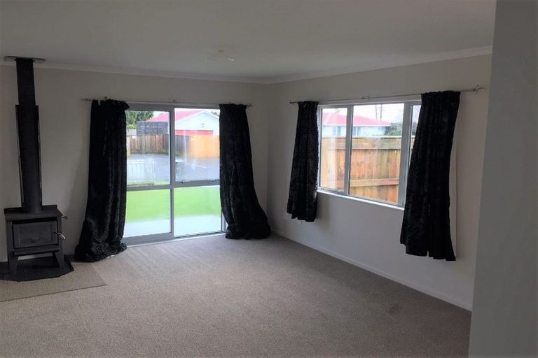 Photo of property in 26 Cobham Street, Levin, 5510