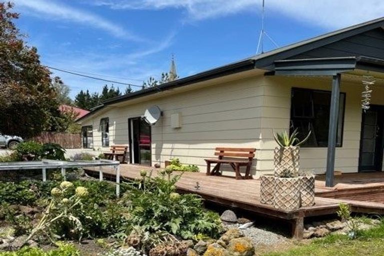 Photo of property in 5 Ord Street, Herbert, Oamaru, 9495