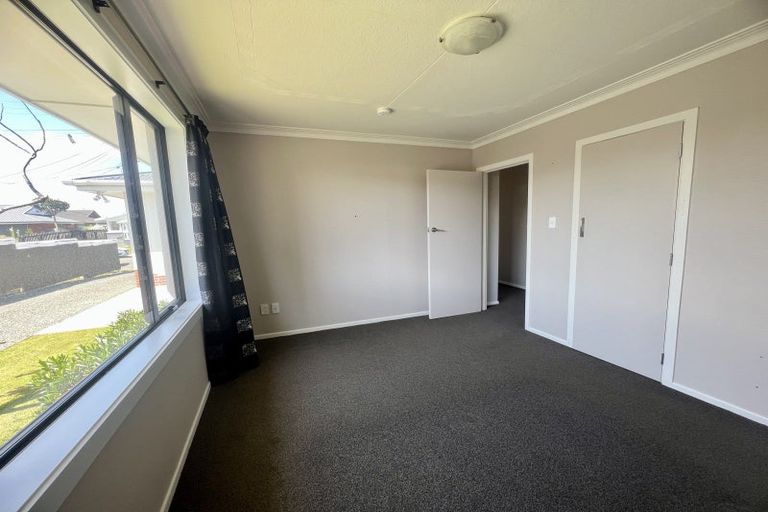 Photo of property in 96 Edinburgh Crescent, Waikiwi, Invercargill, 9810