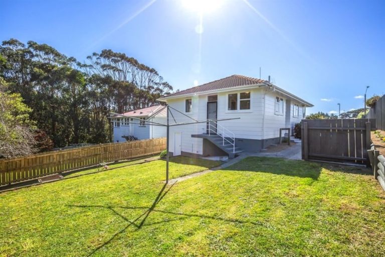 Photo of property in 375 Warspite Avenue, Waitangirua, Porirua, 5024