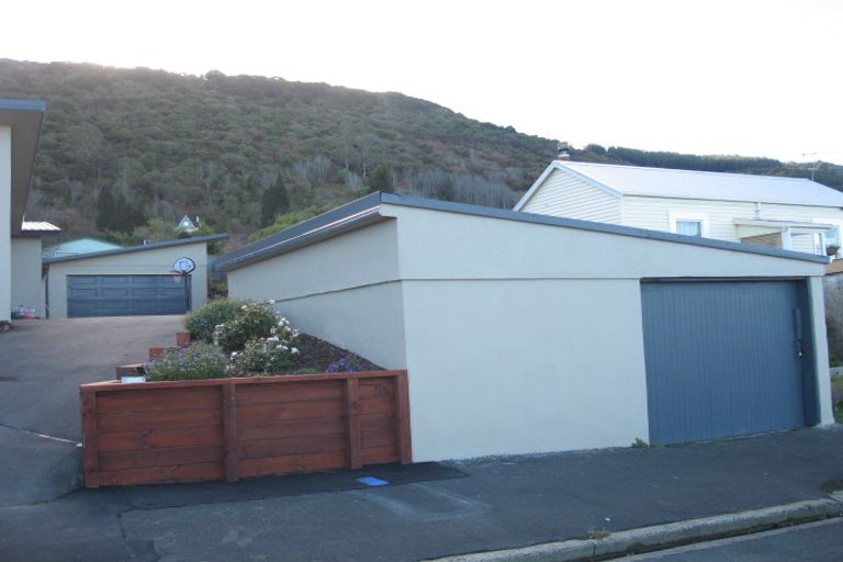 Photo of property in 5 Monowai Road, Ravensbourne, Dunedin, 9022