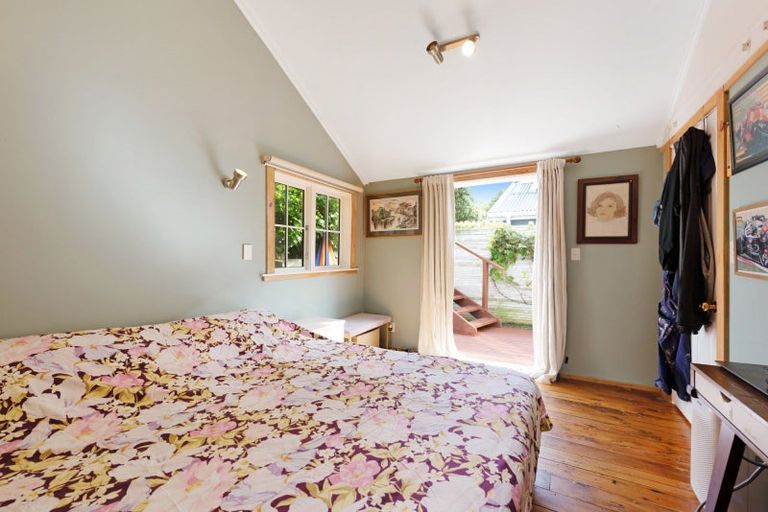 Photo of property in 17b Millward Street, Newtown, Wellington, 6021