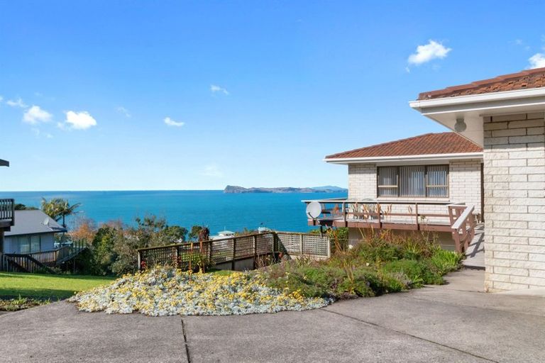 Photo of property in 252 Paku Drive, Tairua, 3508