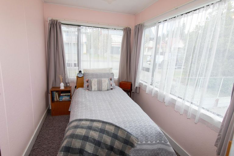 Photo of property in 31 Murray Place, Lake Tekapo, 7999