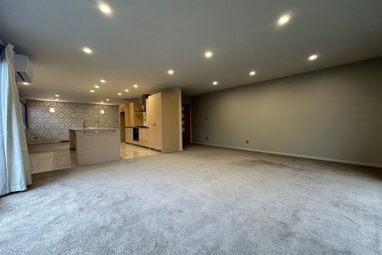 Photo of property in 25 Stableford Green, Burnside, Christchurch, 8053