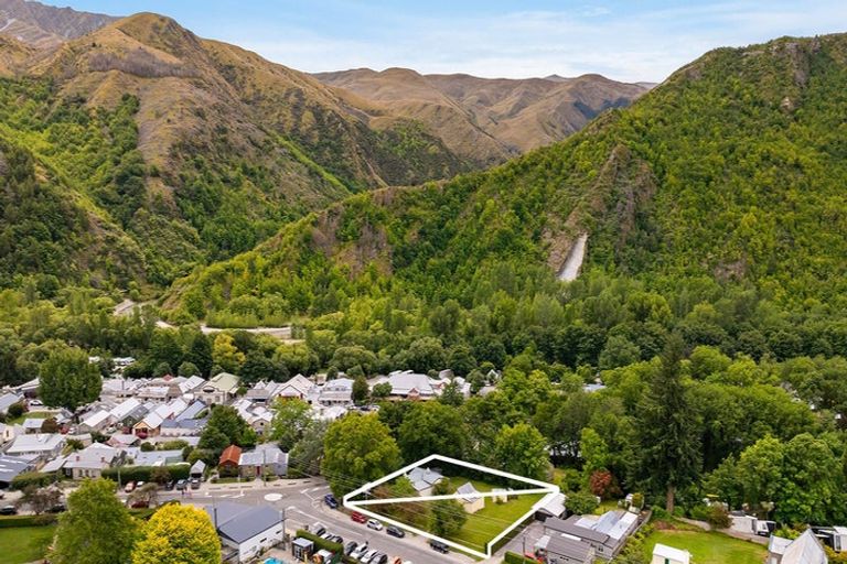 Photo of property in 11 Wiltshire Street, Arrowtown, 9302