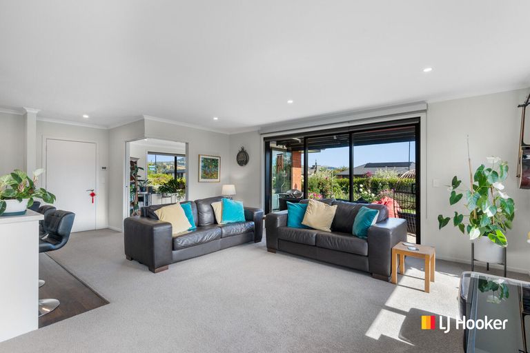 Photo of property in 1 Carrick Place, Mosgiel, 9024