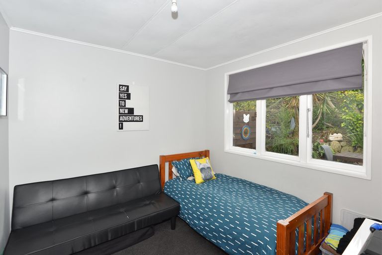Photo of property in 3 Ogle Crescent, Te Kamo, Whangarei, 0112