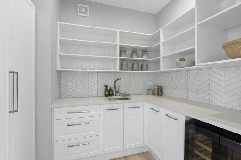 Photo of property in 73 Paparoa Street, Papanui, Christchurch, 8053