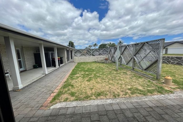 Photo of property in 12 Pacific View Road, Papamoa Beach, Papamoa, 3118