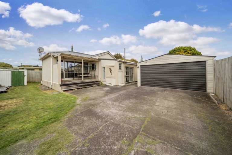 Photo of property in 5a Naumai Place, Spotswood, New Plymouth, 4310