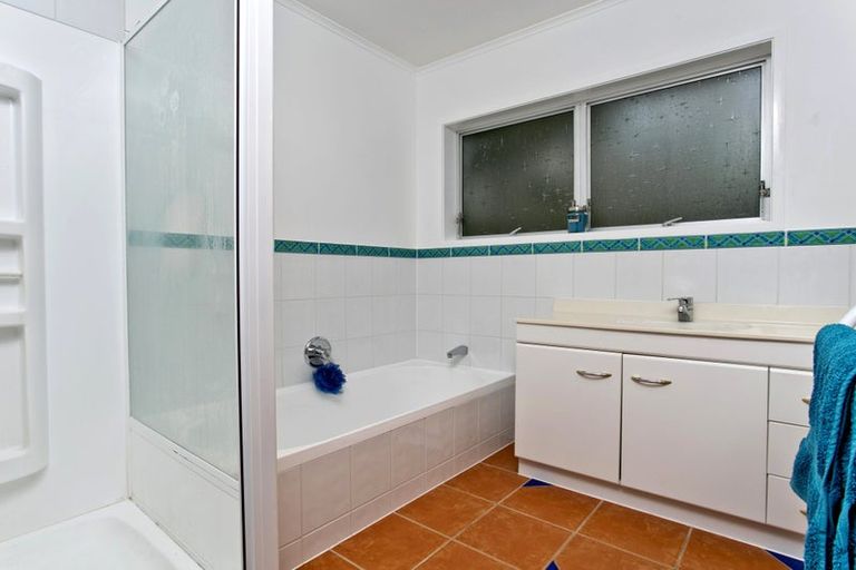 Photo of property in 42 Maxwelton Drive, Mairangi Bay, Auckland, 0630