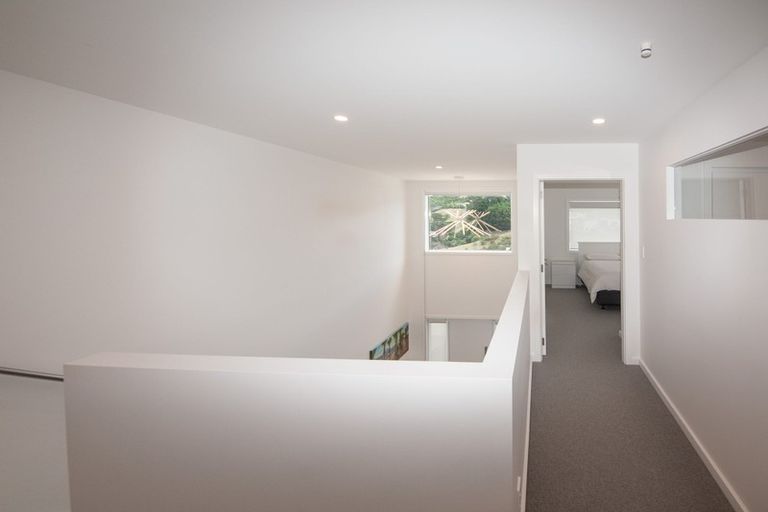 Photo of property in 5 Farnworth Terrace, Churton Park, Wellington, 6037