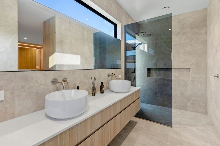 Photo of property in Kawarau Heights, 83 Kawarau Heights Boulevard, Lake Hayes, Queenstown, 9304