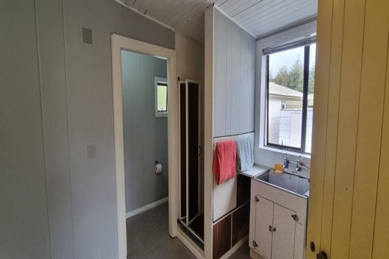 Photo of property in 100 Mcleavey Road, Ohau, Levin, 5570