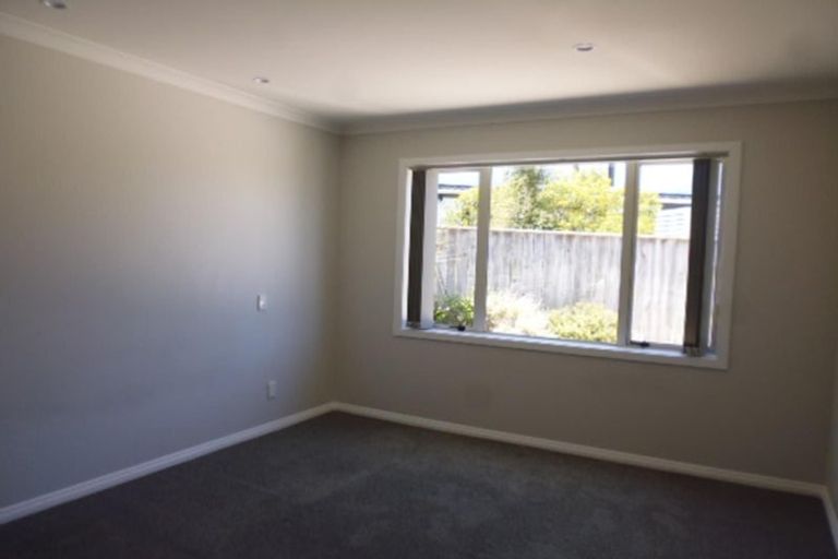 Photo of property in 1b Trusham Court, Paraparaumu, 5032