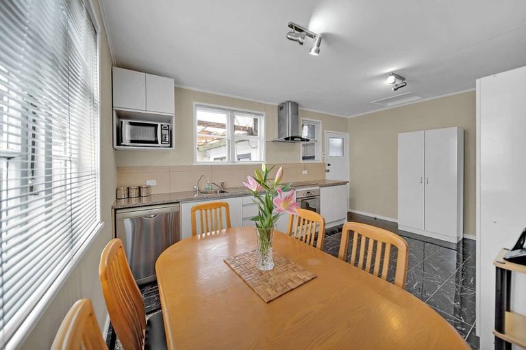Photo of property in 1/70 Huia Road, Papatoetoe, Auckland, 2025