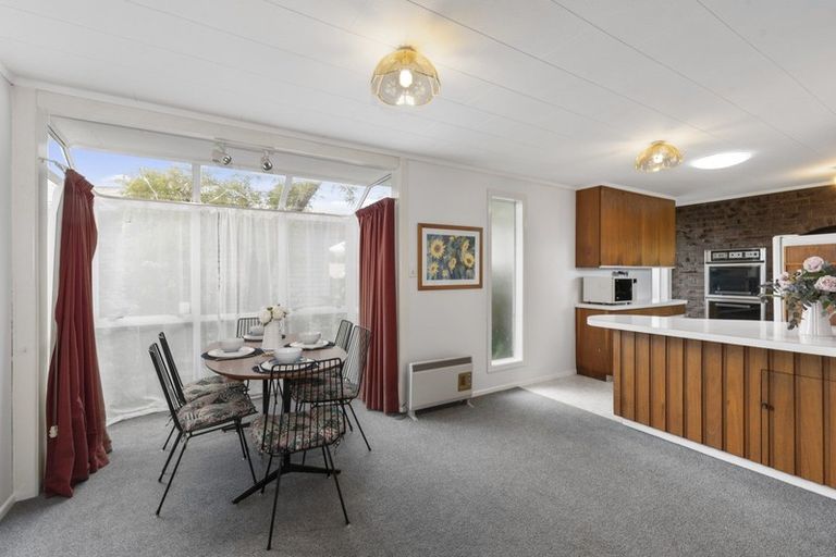 Photo of property in 24 Karaka Crescent, Levin, 5510