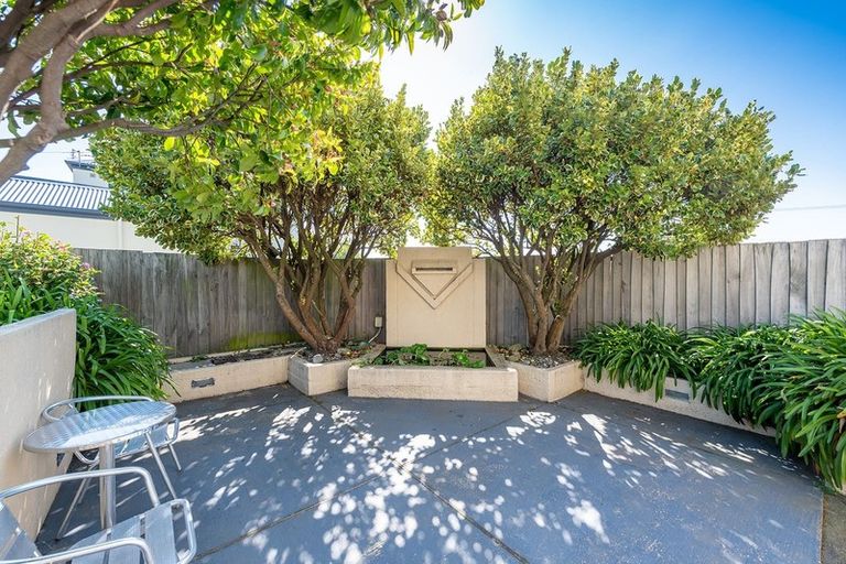 Photo of property in 72 Wharenui Road, Upper Riccarton, Christchurch, 8041