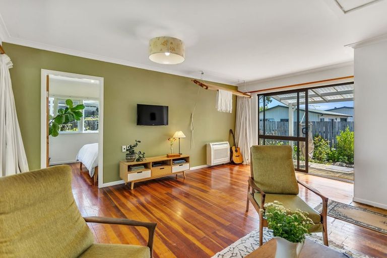 Photo of property in 18 Sarah Avenue, Whitianga, 3510