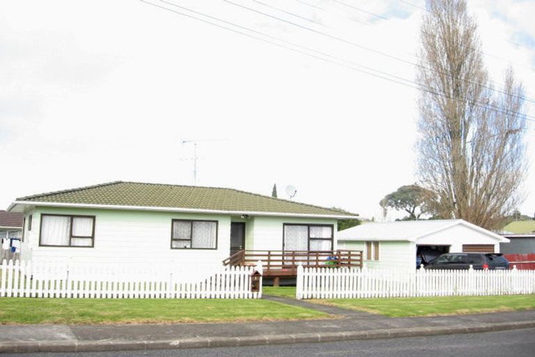 Photo of property in 1 Kita Road, Manurewa, Auckland, 2102