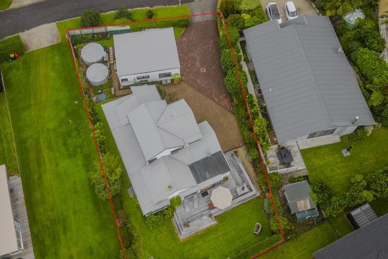 Photo of property in 22 Emmerdale Drive, Hahei, Whitianga, 3591