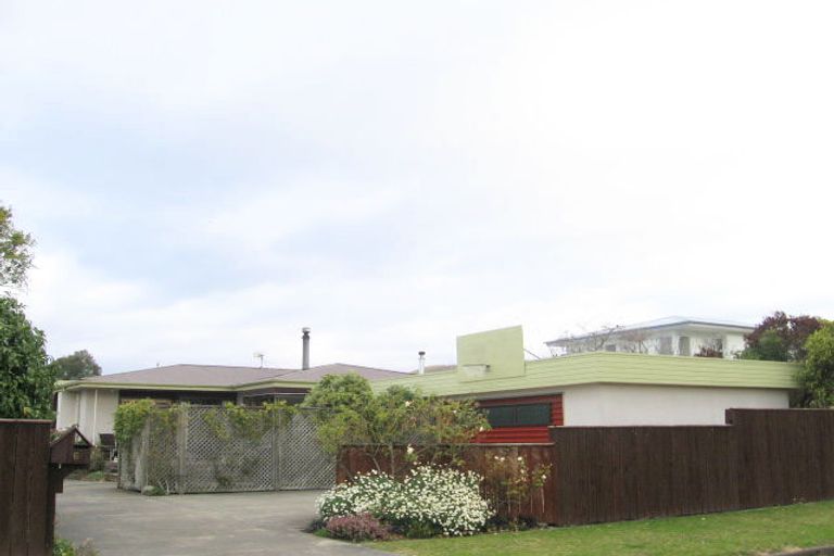 Photo of property in 6 Golding Road, Taradale, Napier, 4112