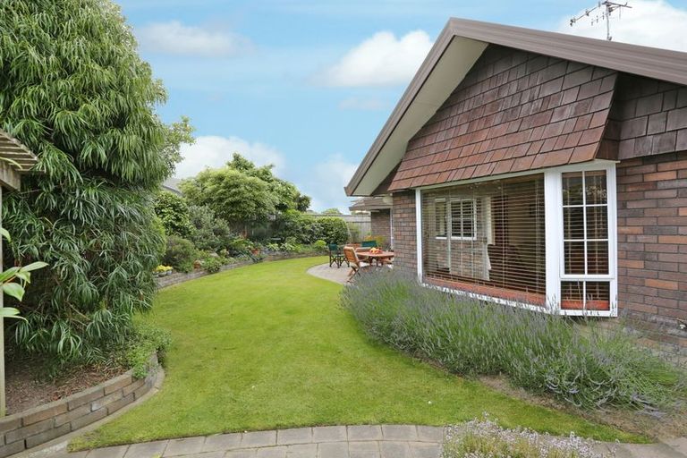 Photo of property in 12 Balcairn Place, Terrace End, Palmerston North, 4410