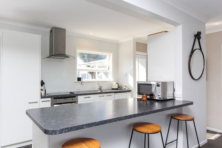 Photo of property in 43 Belair Avenue, Blagdon, New Plymouth, 4310