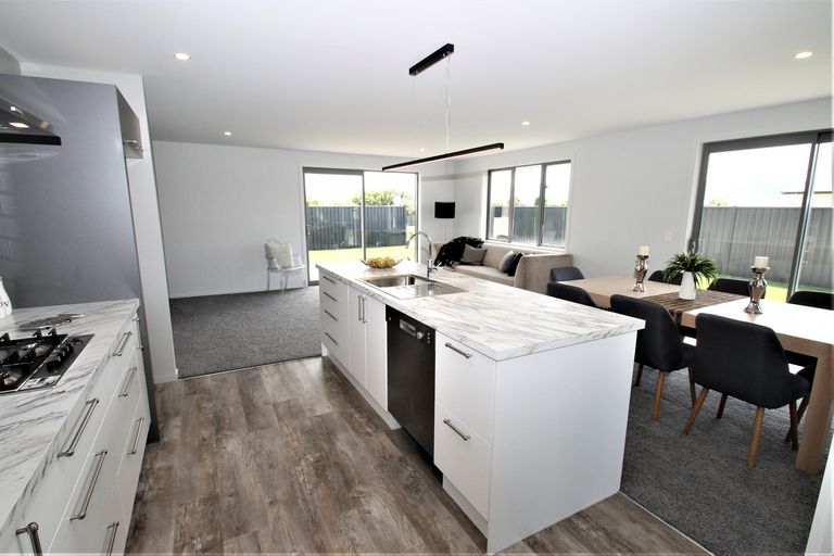 Photo of property in 6 Aviation Lane, Mosgiel, 9024