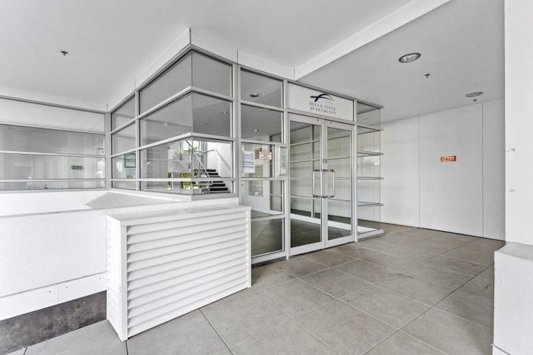 Photo of property in Bella Vista, 3a/84 Gunner Drive, Te Atatu Peninsula, Auckland, 0610