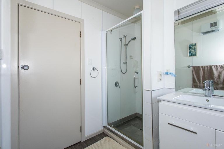 Photo of property in 32-32b Te Weka Street, Maori Hill, Timaru, 7910