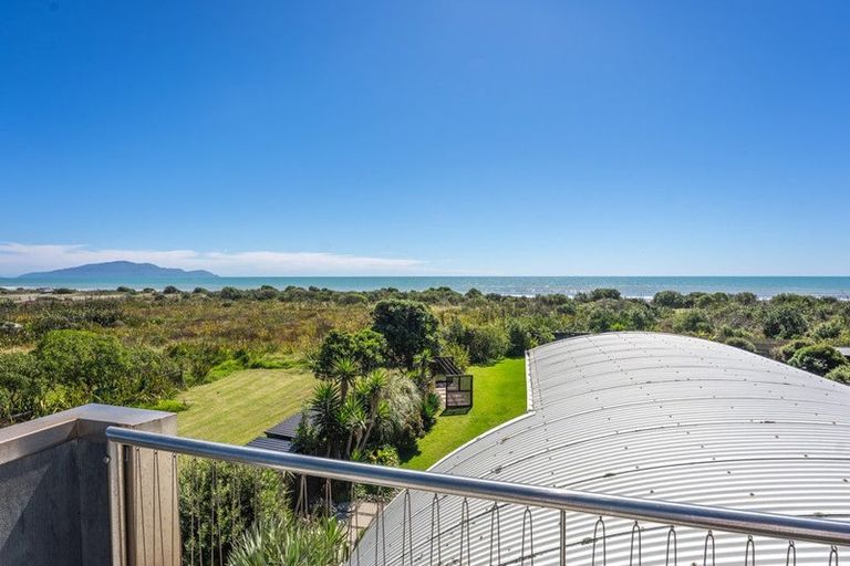 Photo of property in 13 Rodney Avenue, Te Horo Beach, Otaki, 5581