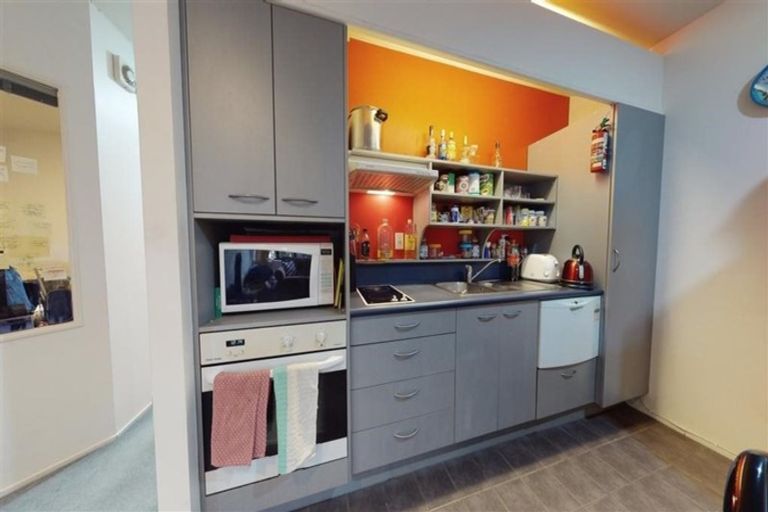 Photo of property in St Peters Apartments, 1c/192 Willis Street, Te Aro, Wellington, 6011