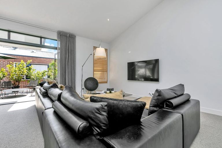 Photo of property in 4b Hastings Street, Hobsonville, Auckland, 0616